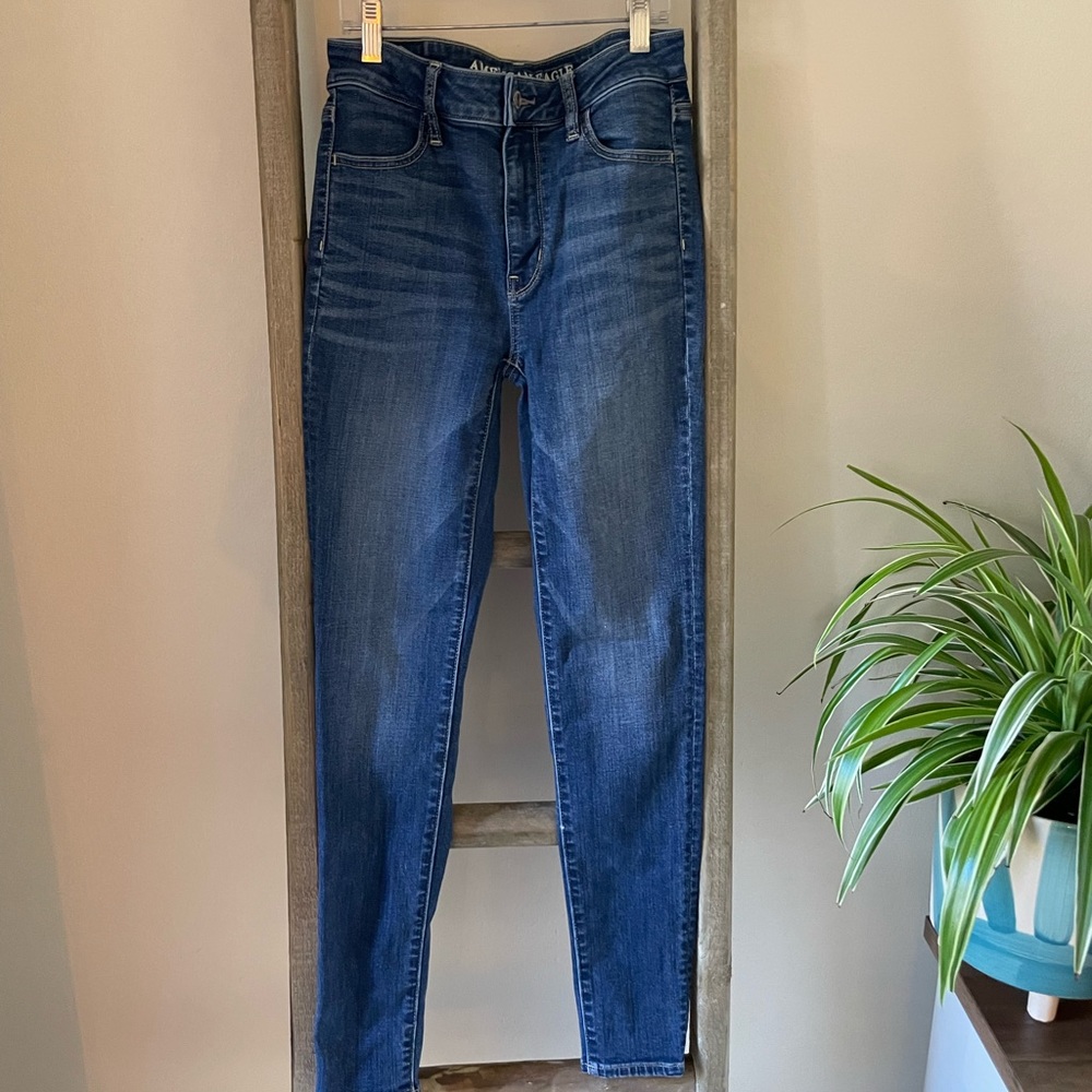 American Eagle High Rise Denim